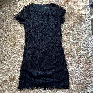 Black dress 8p